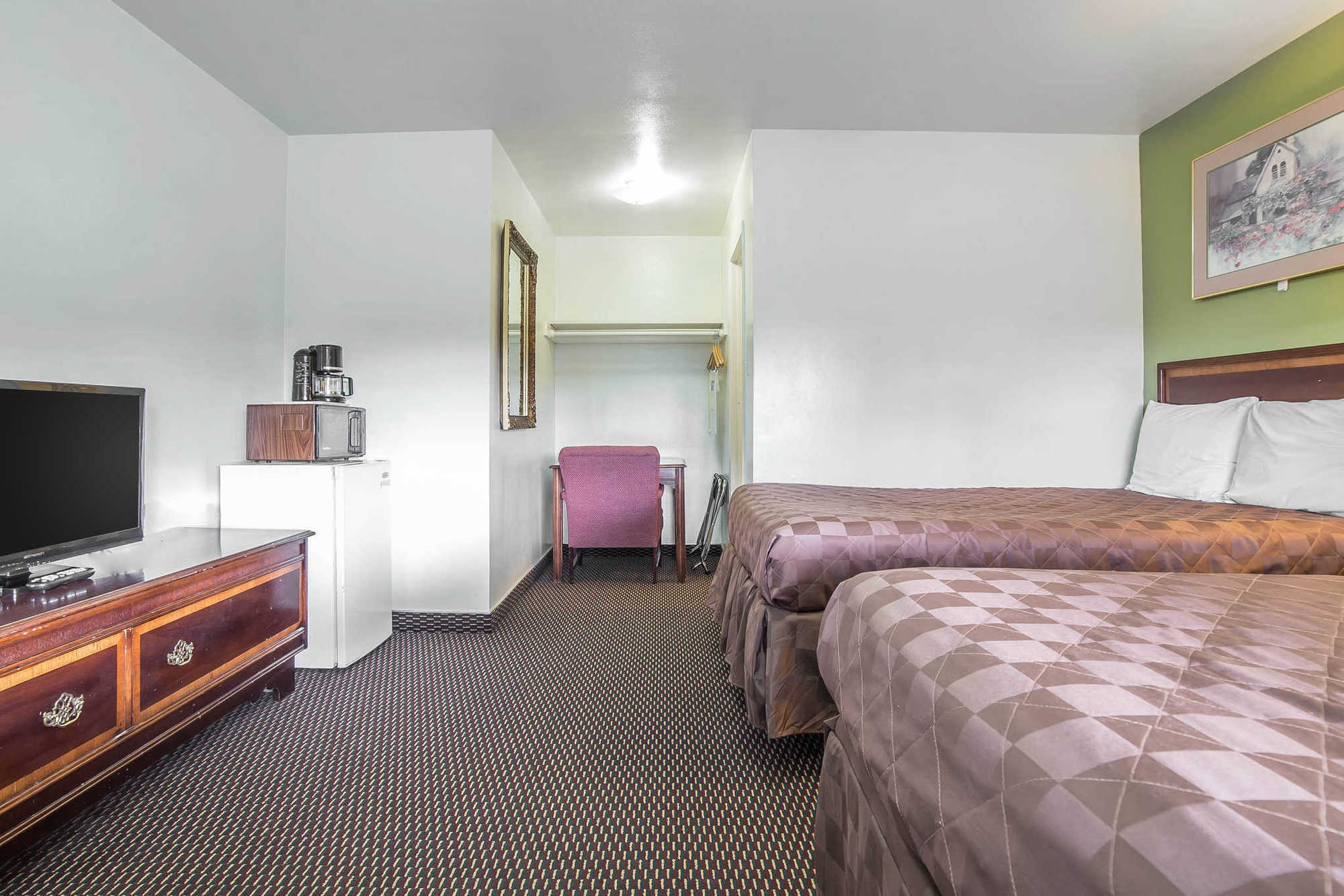 Rodeway Inn & Suites Pendleton Quarto foto