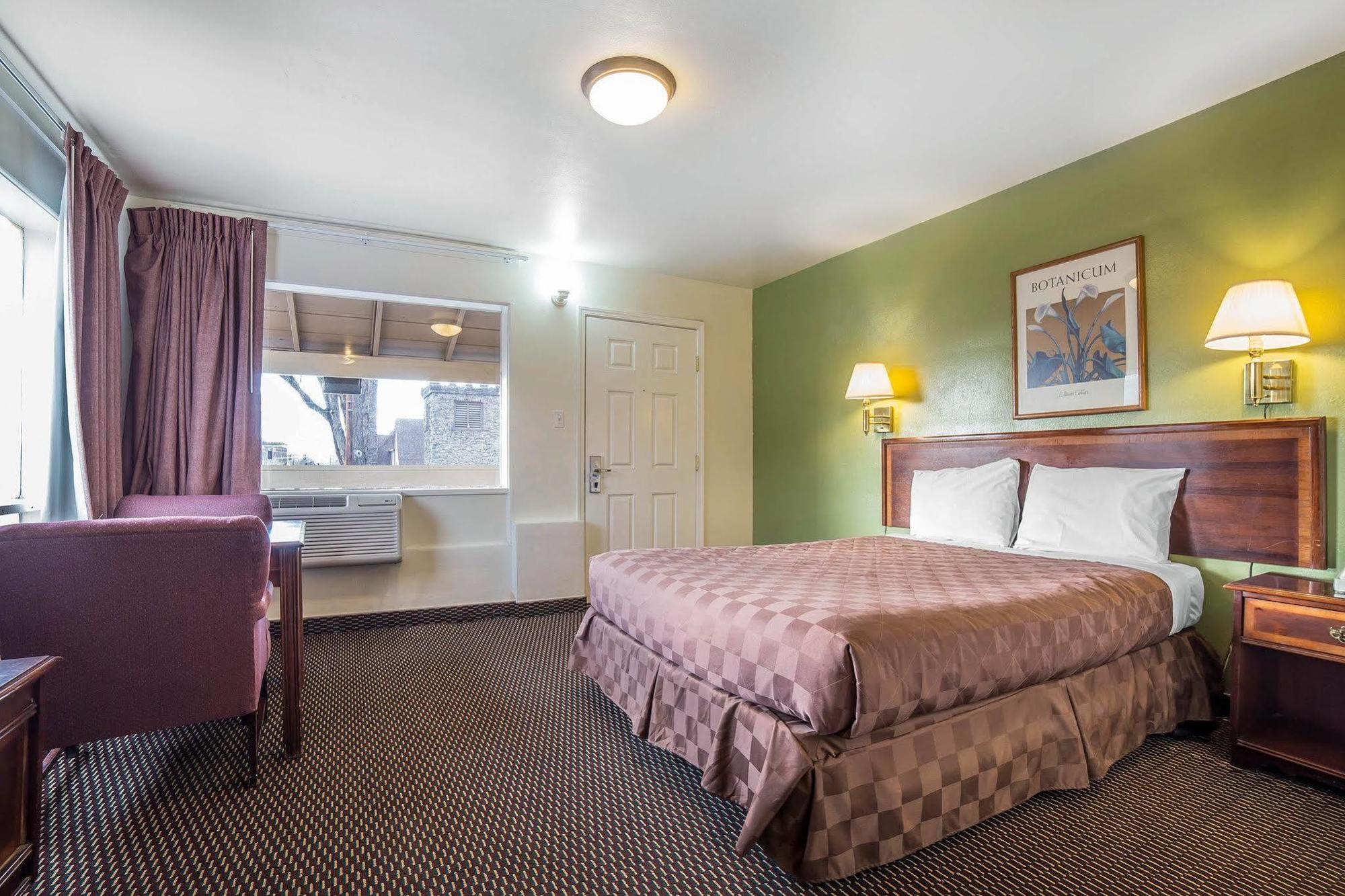 Rodeway Inn & Suites Pendleton Exterior foto